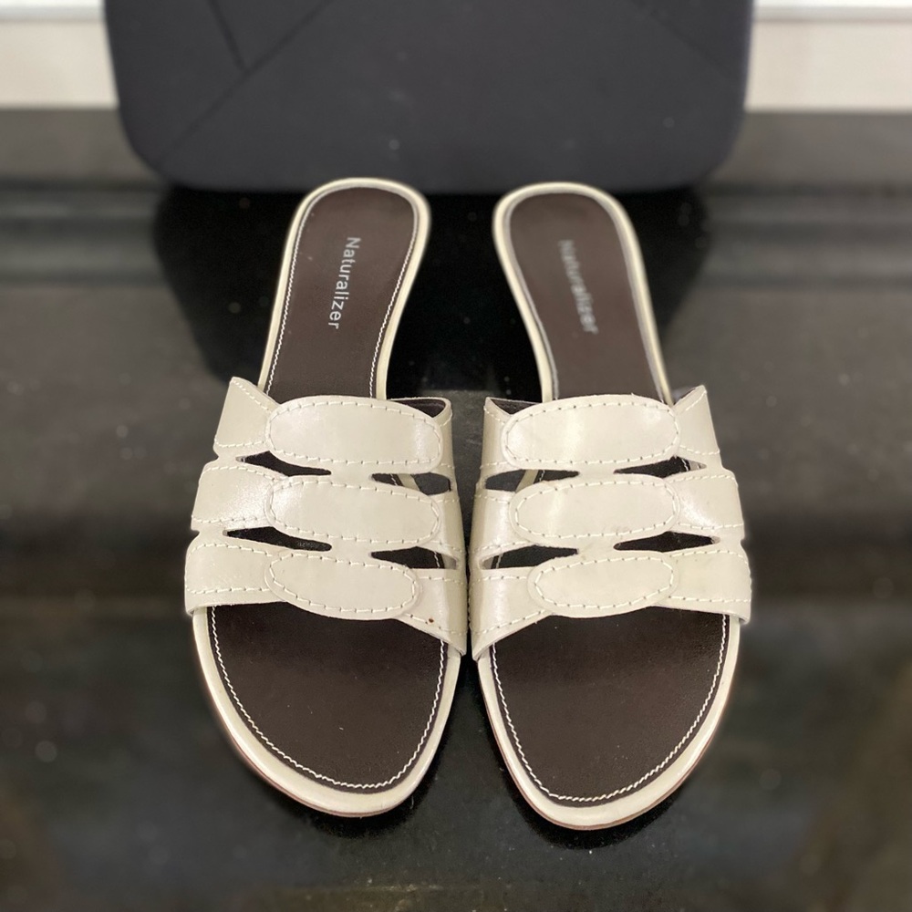 Naturalizer Cream Slide Sandals